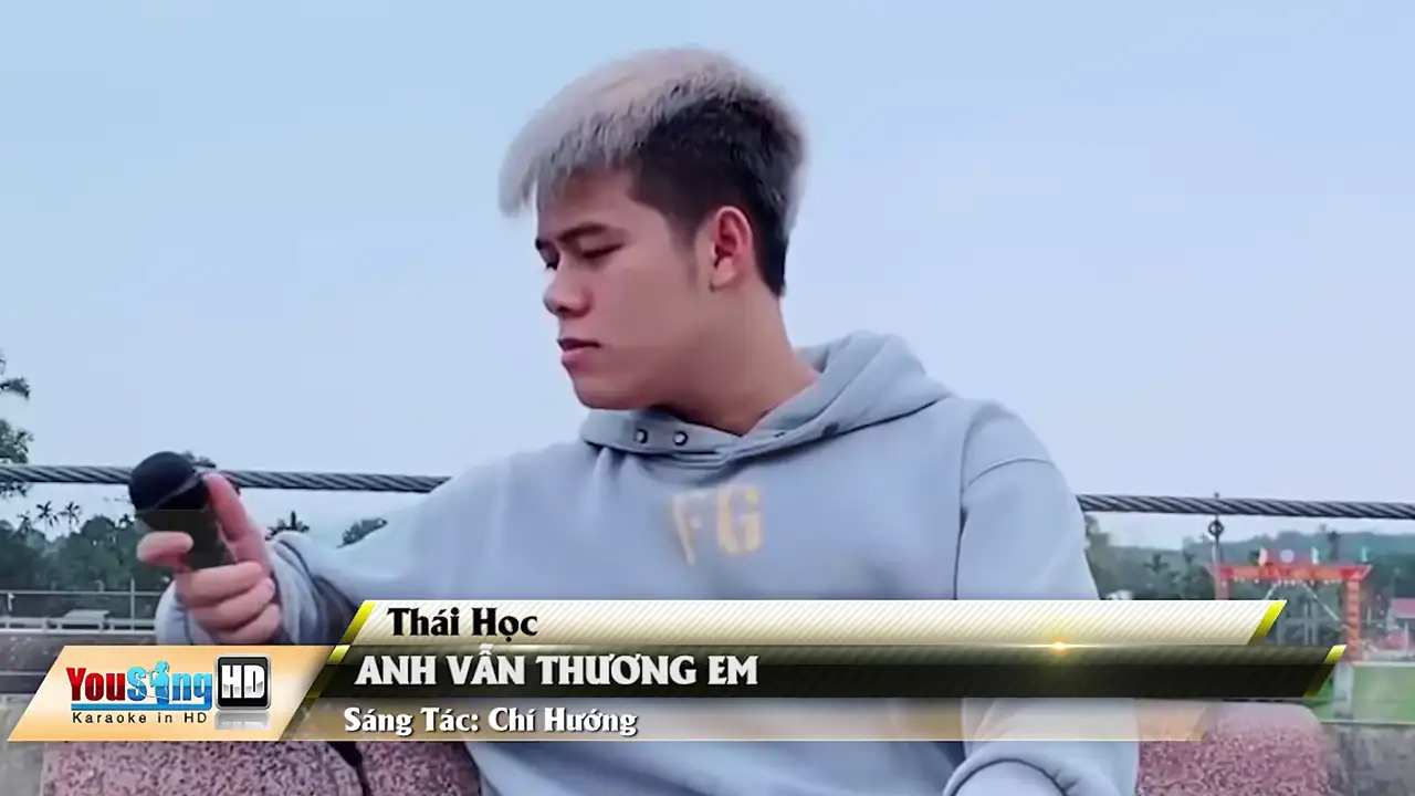 Ảnh bài hát Anh Vẫn Thương Em
