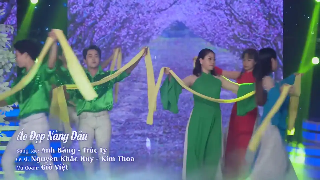 Ảnh bài hát Áo Đẹp Nàng Dâu