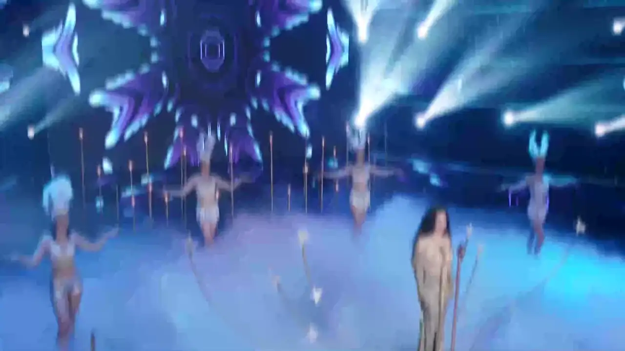 Ảnh bài hát Bên Nhau Đêm Nay (Dancing All Night)