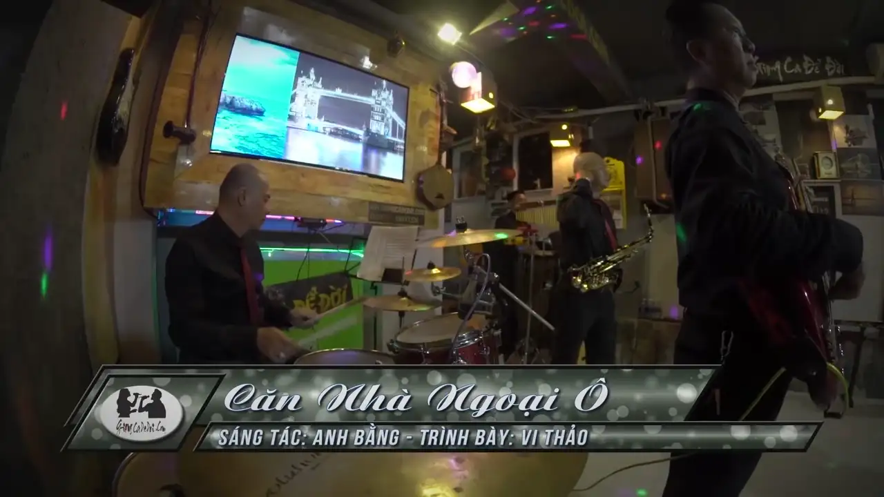 Ảnh bài hát Căn Nhà Ngoại Ô