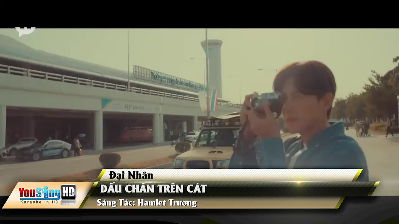 Ảnh bài hát Dấu Chân Trên Cát