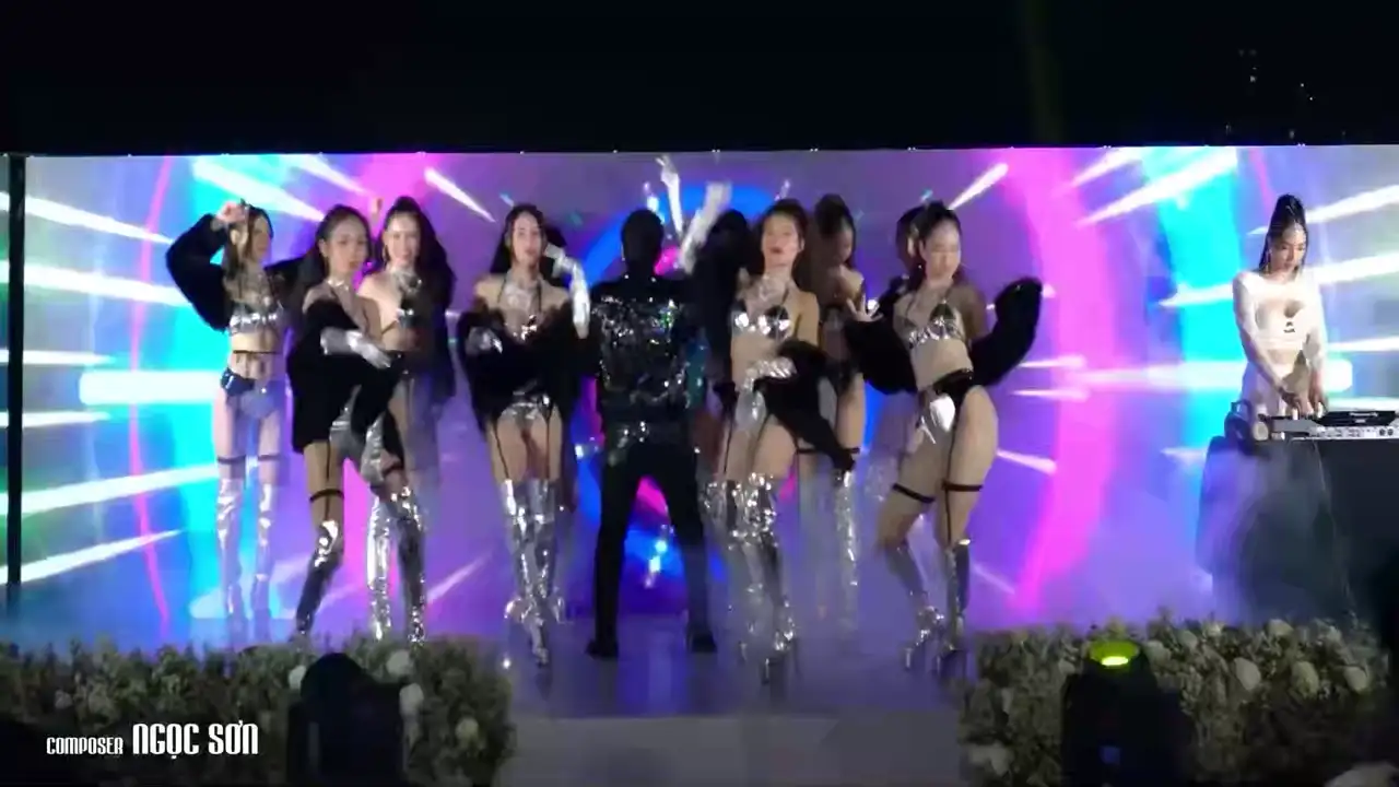 Ảnh bài hát Đêm Yêu Đương (Remix)