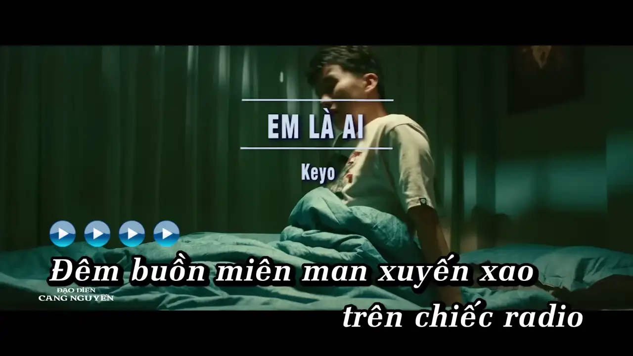 Ảnh bài hát Em Là Ai