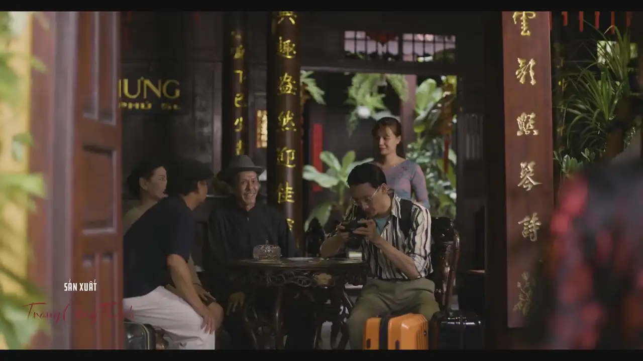 Ảnh bài hát Em Một Mình Quen Rồi