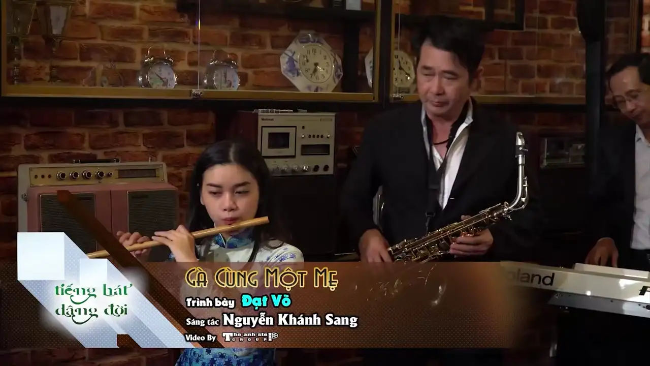 Ảnh bài hát Gà Cùng Một Mẹ