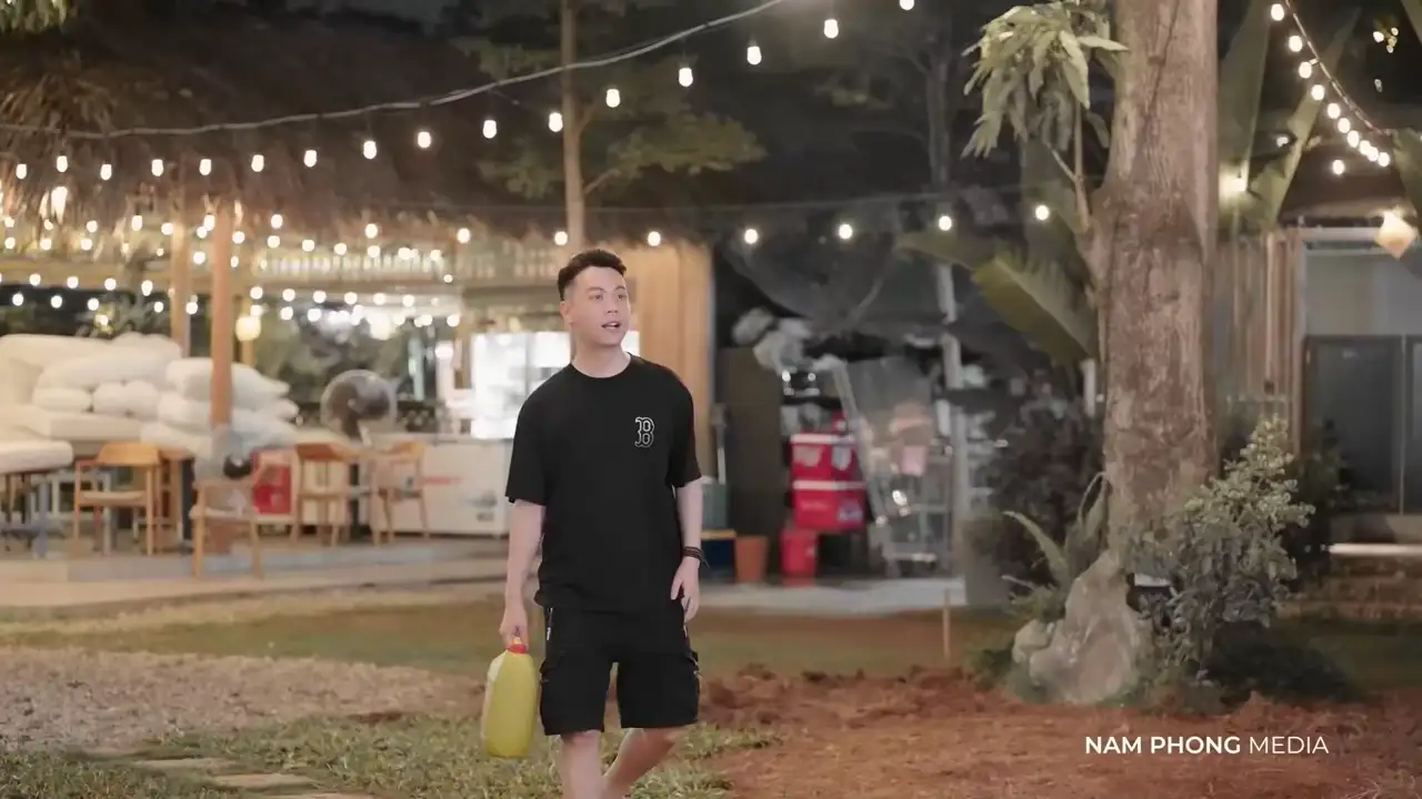 Ảnh bài hát Hai Chữ Nghĩa Tình (Tone Nữ)