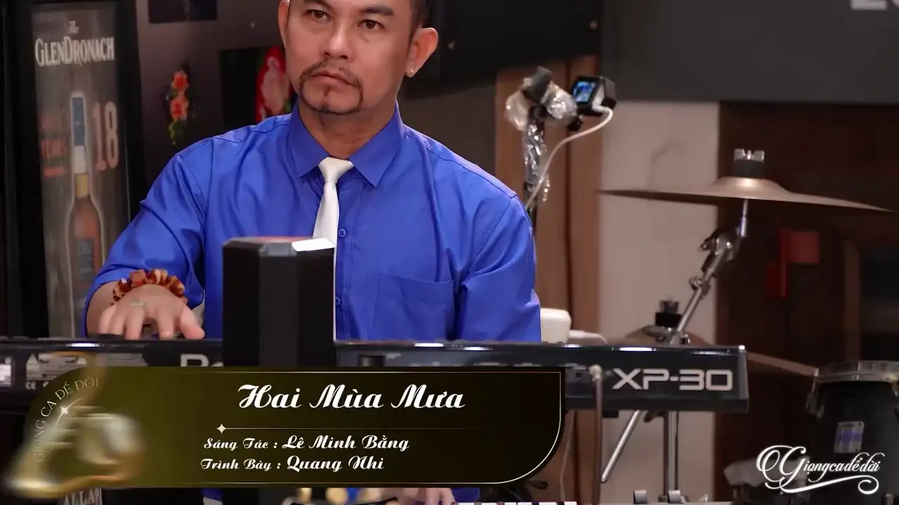 Ảnh bài hát Hai Mùa Mưa