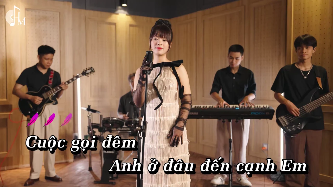 Ảnh bài hát Hãy Ra Khỏi Người Đó Đi