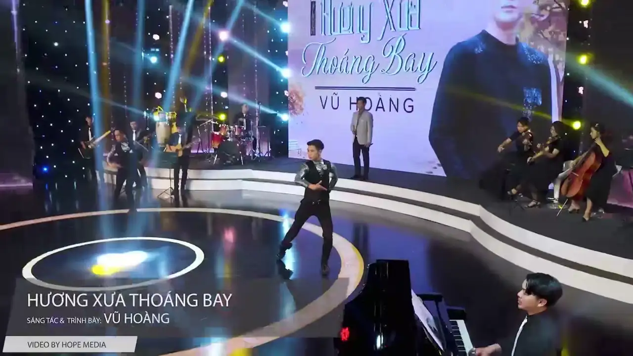 Ảnh bài hát Hương Xưa Thoáng Bay