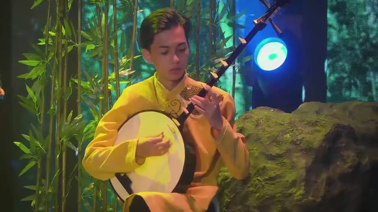 Ảnh bài hát Khóc Thương Dòng Sông