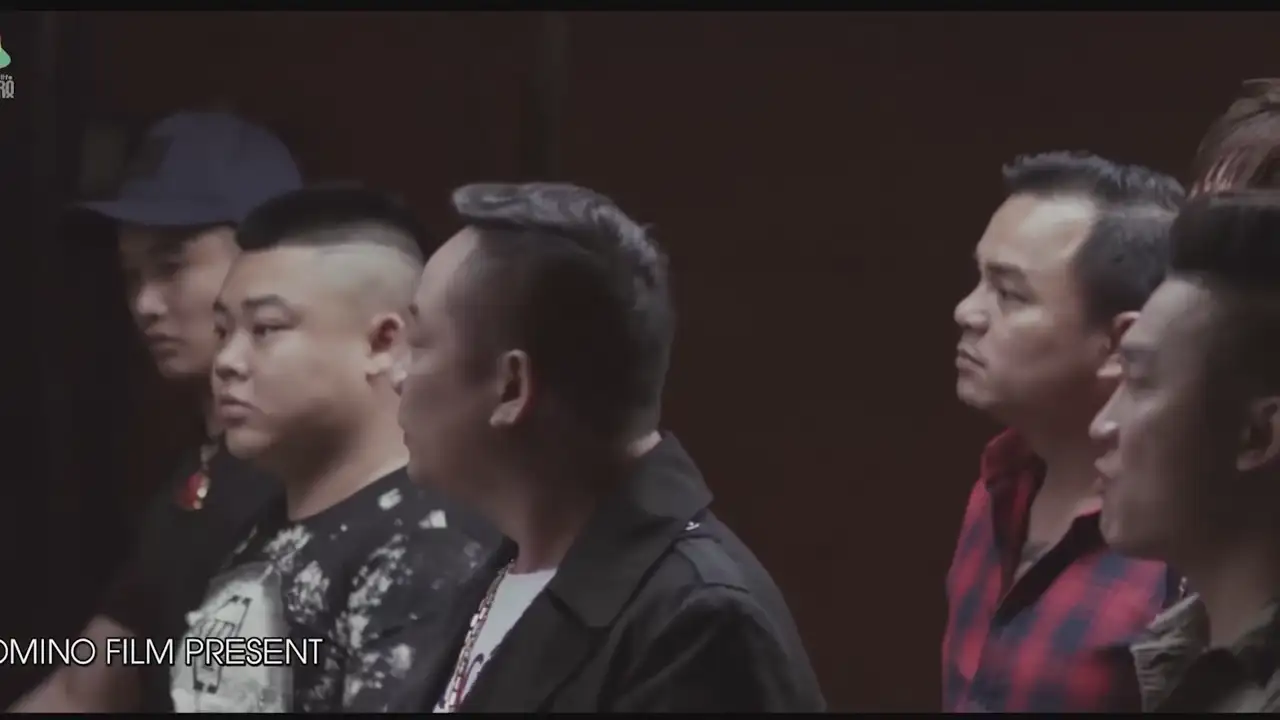 Ảnh bài hát Là Người Dưng