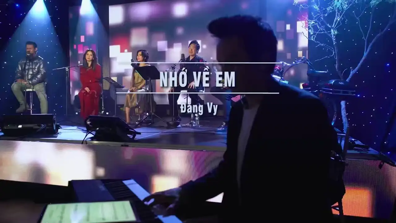 Ảnh bài hát Nhớ Về Em
