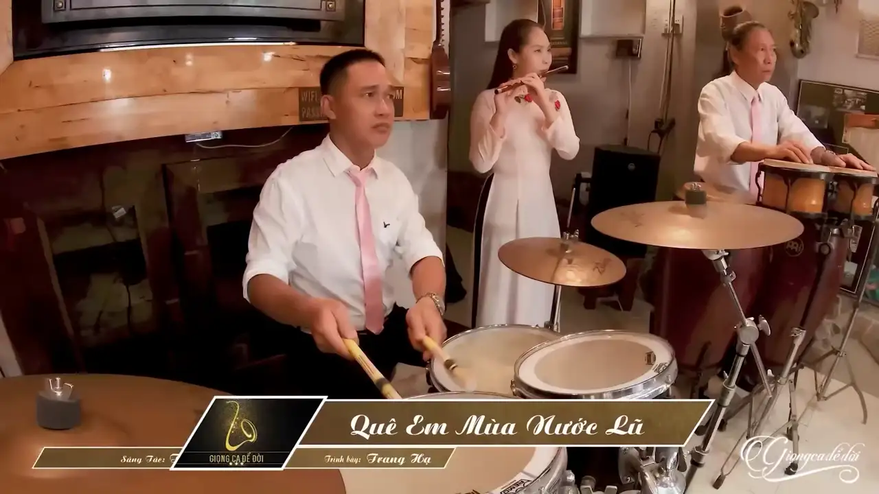 Ảnh bài hát Quê Em Mùa Nước Lũ
