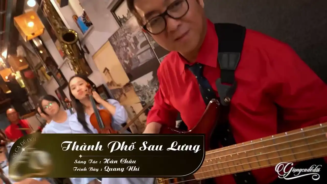 Ảnh bài hát Thành Phố Sau Lưng