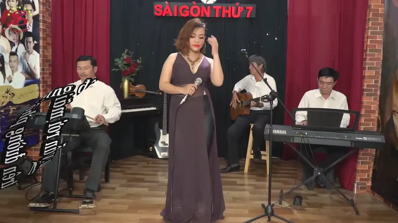 Ảnh bài hát Tình Yêu Đến Trong Giã Từ