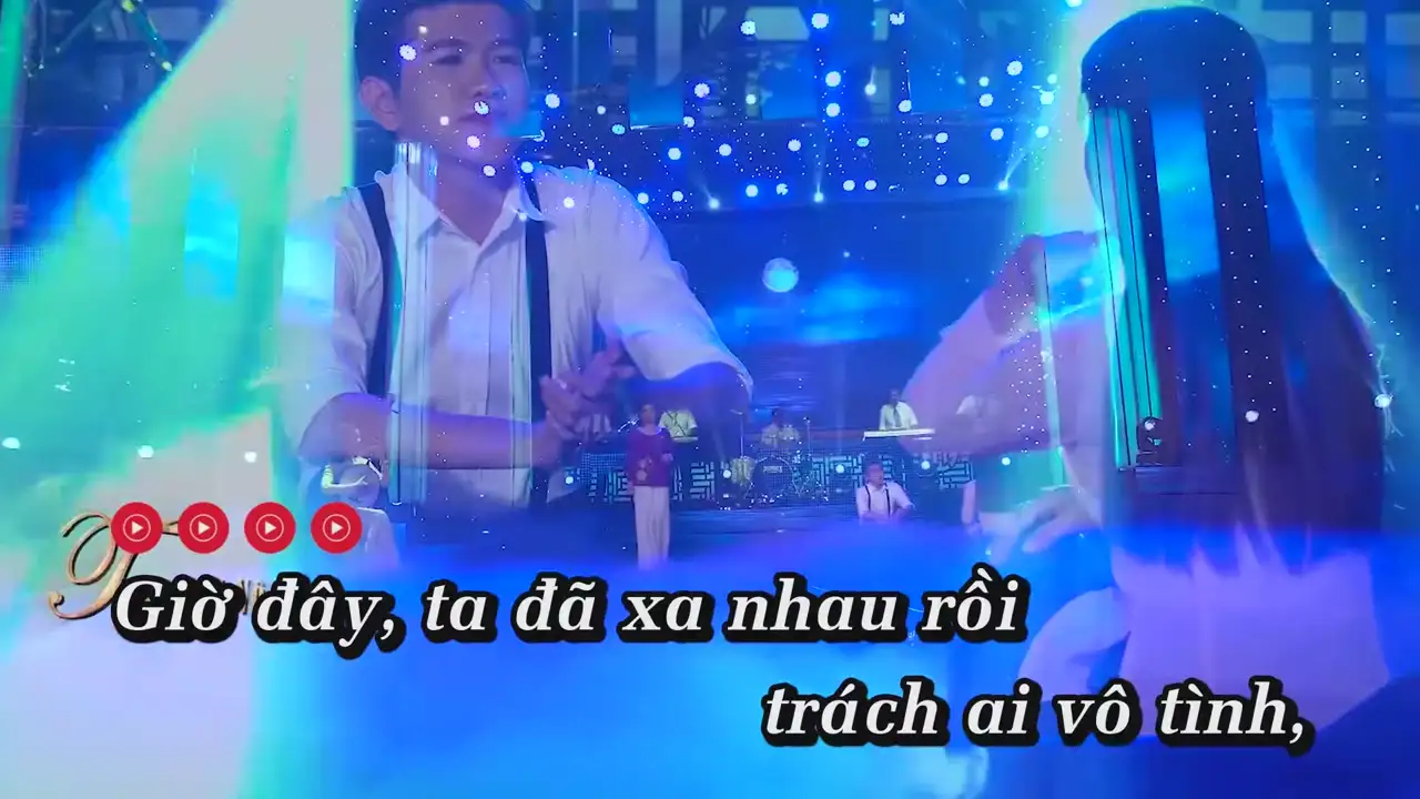 Ảnh bài hát Trách Ai Vô Tình 2