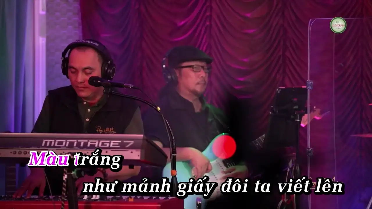 Ảnh bài hát Trắng
