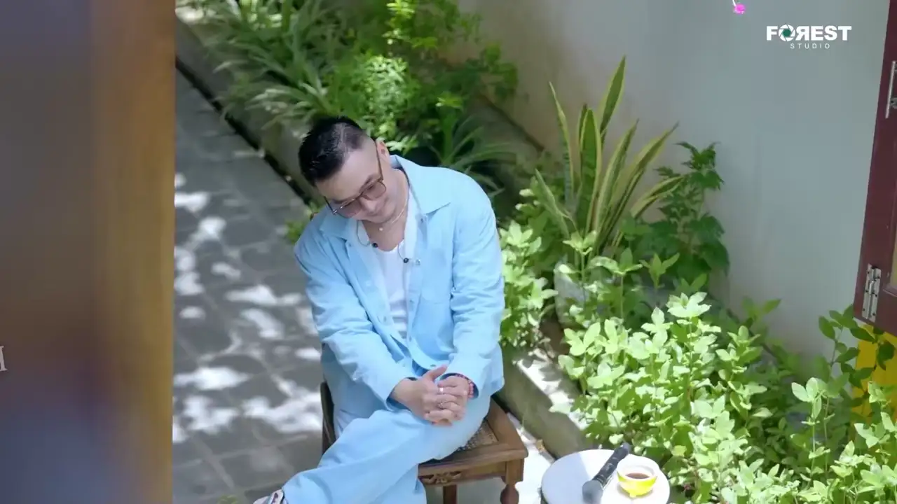 Ảnh bài hát Trong Nhà Kho