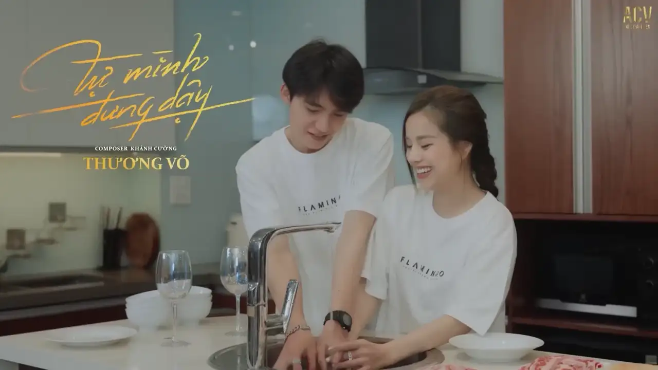 Ảnh bài hát Tự Mình Đứng Dậy (Tone Nam)