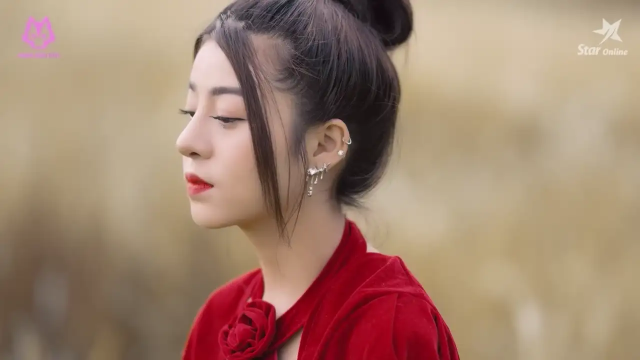 Ảnh bài hát Vì Ai Thay Đổi