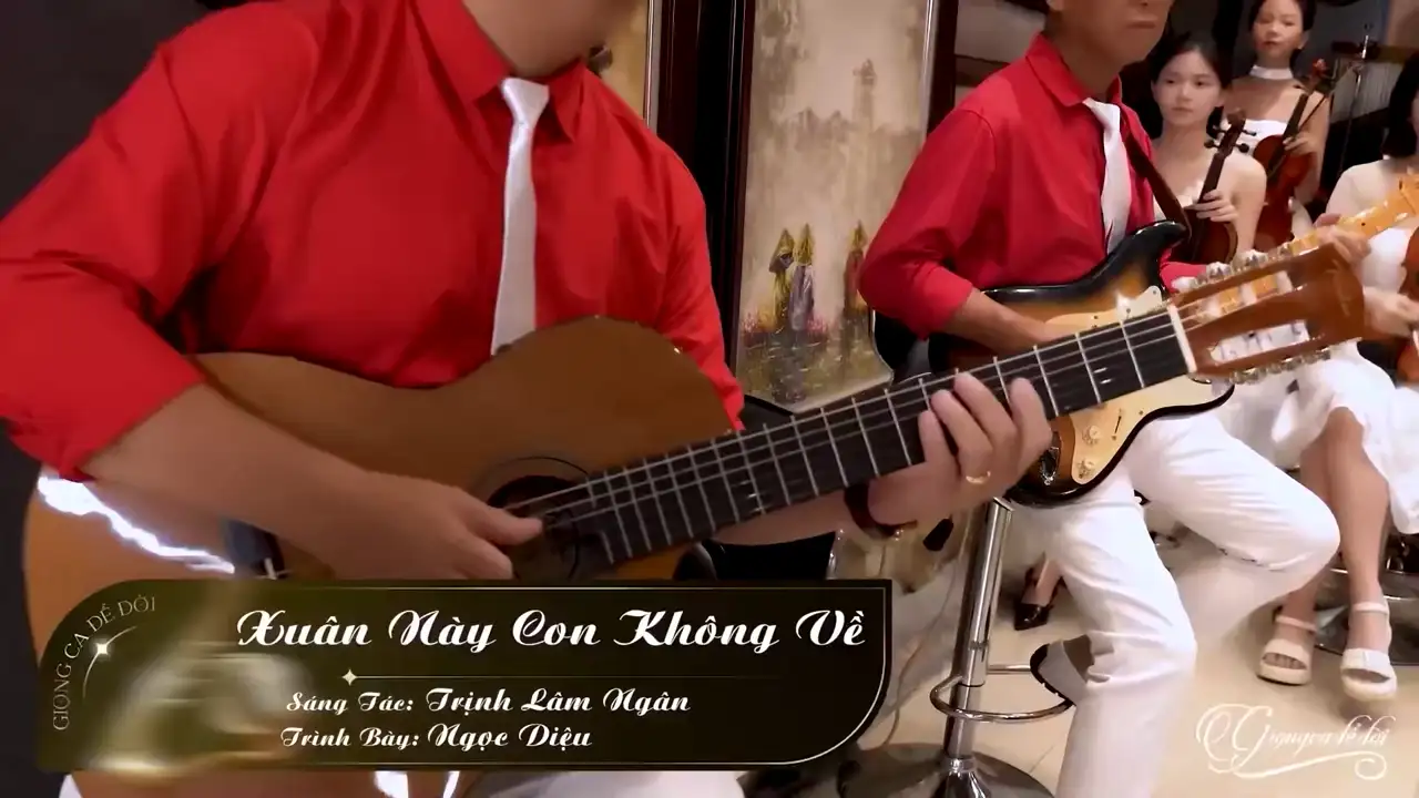 Ảnh bài hát Xuân Này Con Không Về