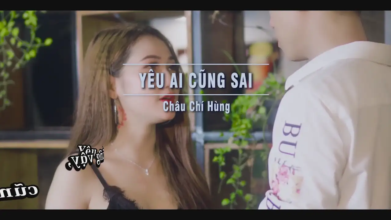 Ảnh bài hát Yêu Ai Cũng Sai