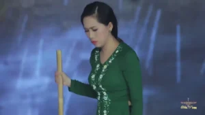 Sa Mưa Giông – Hồng Phượng