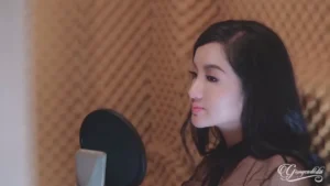 Hai Mùa Mưa – Mai Lan