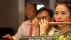 Nước Cuốn Hoa Trôi – Khánh Linh