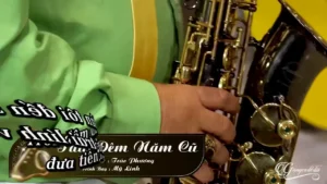 Tàu Đêm Năm Cũ – Mỹ Linh