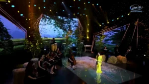 Bông Hồng Đợi Chờ – Hiền Thục