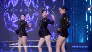 Con Tim Mù Lòa – Hiền Ngân & Nguyễn Huy