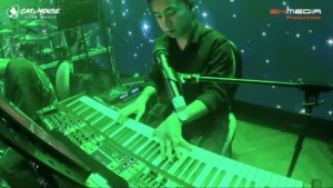 Ngược Lối Yêu – Chu Thúy Quỳnh & Vicky Nhung