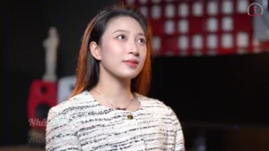 Nhân Chứng Giữa Đời – Kim Tuyến