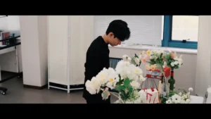Bằng Lòng Buông Xuôi – Lương Quý Tuấn