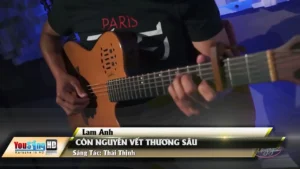 Còn Nguyên Vết Thương Sâu – Lam Anh