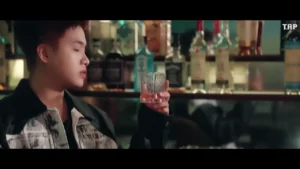 Đánh Đổi Yêu Thương – Lê Gia Bảo