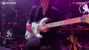 Xin Lỗi Tình Yêu – Hồ Lệ Thu