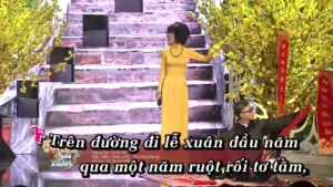 Câu Chuyện Đầu Năm – Giao Linh & Phương Dung